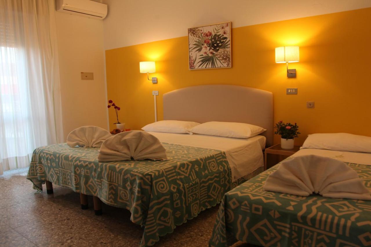Hotel Alfa Anche In All Inclusive Rimini Bagian luar foto