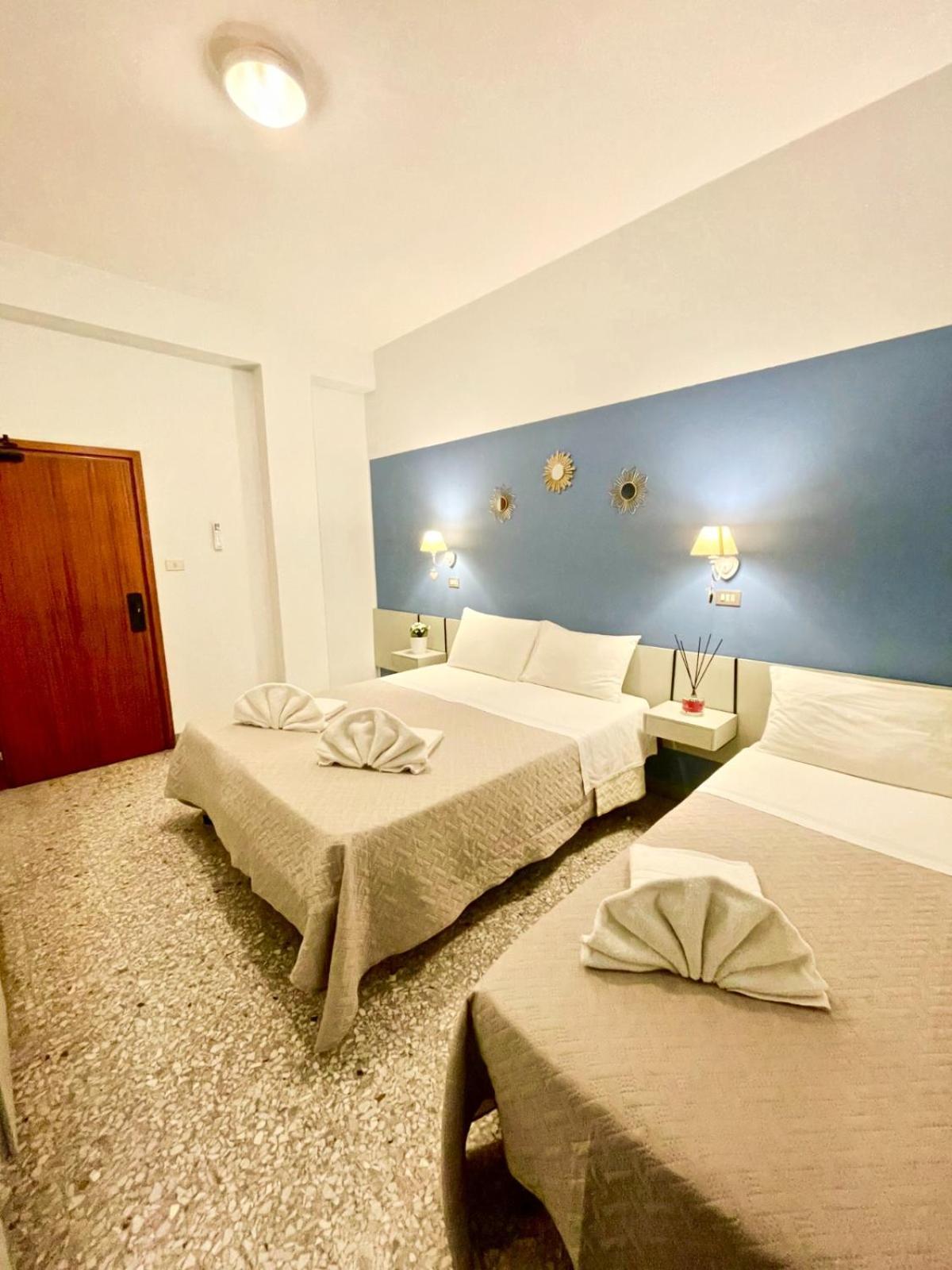 Hotel Alfa Anche In All Inclusive Rimini Bagian luar foto