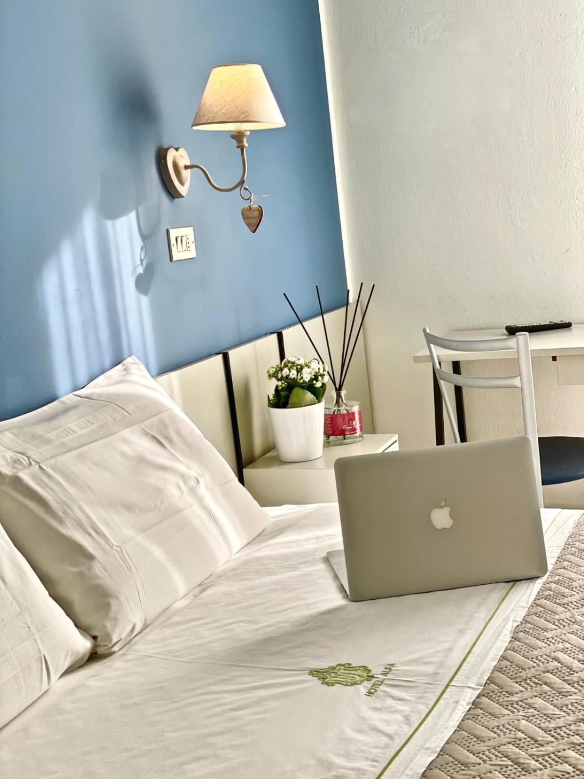 Hotel Alfa Anche In All Inclusive Rimini Bagian luar foto
