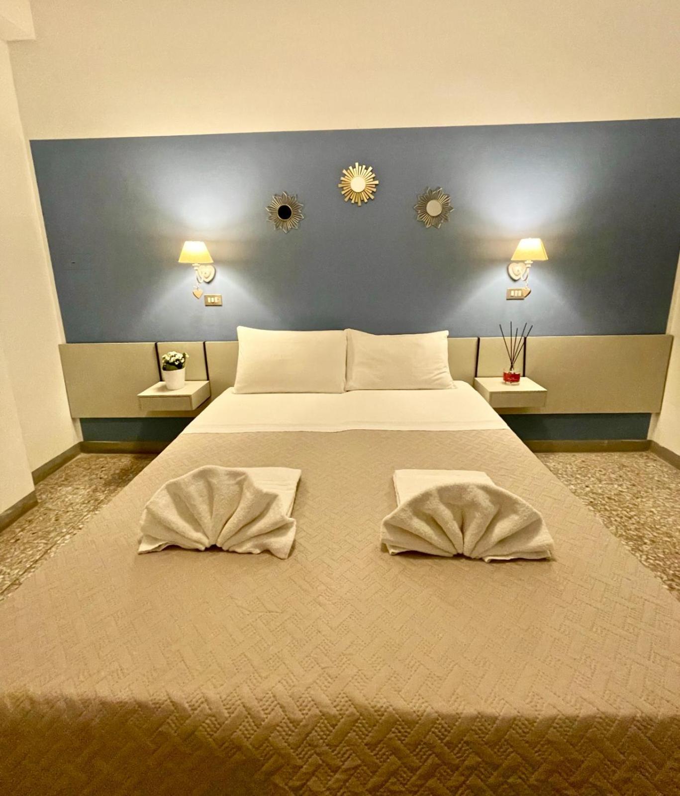 Hotel Alfa Anche In All Inclusive Rimini Bagian luar foto