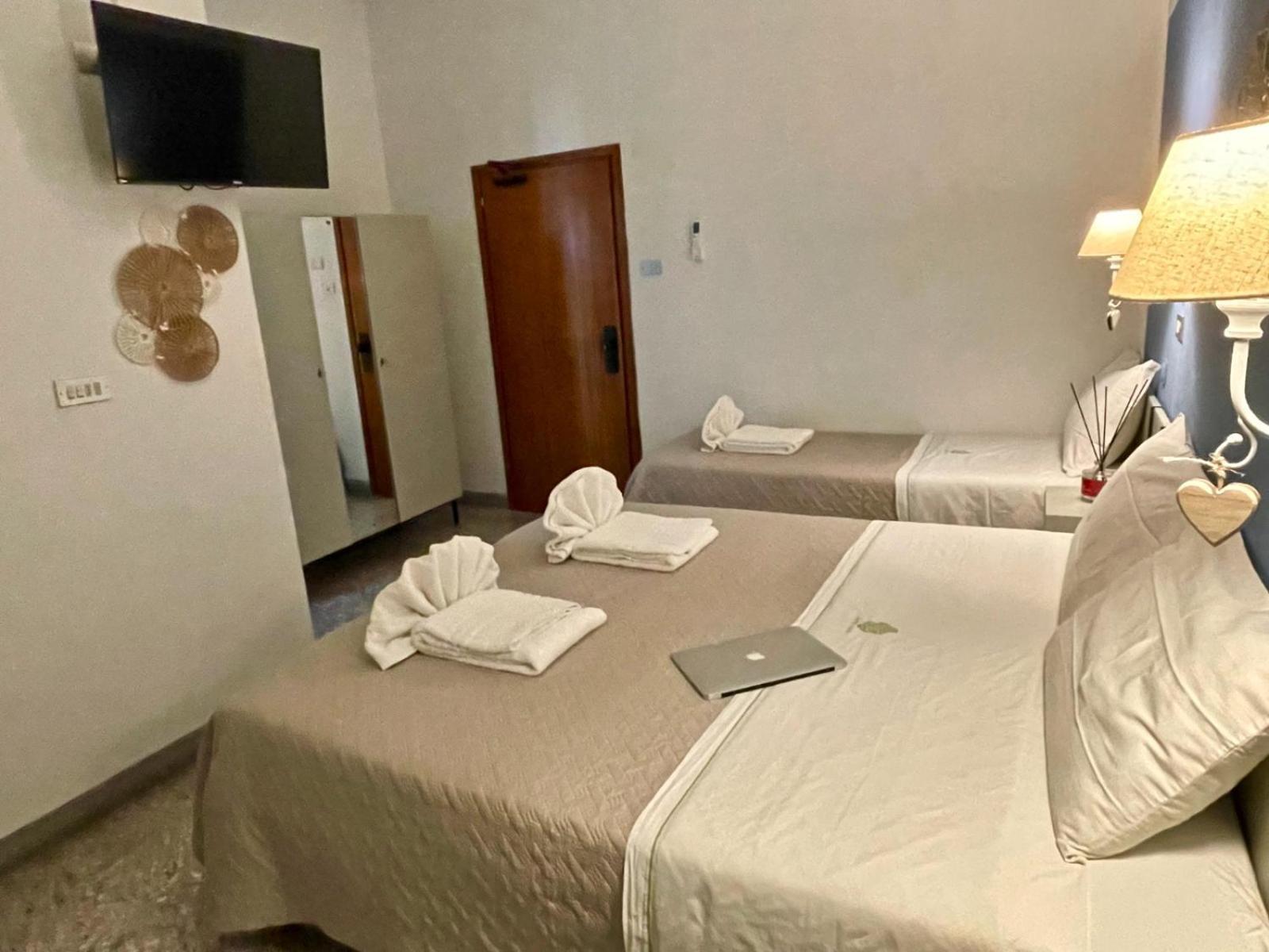 Hotel Alfa Anche In All Inclusive Rimini Bagian luar foto