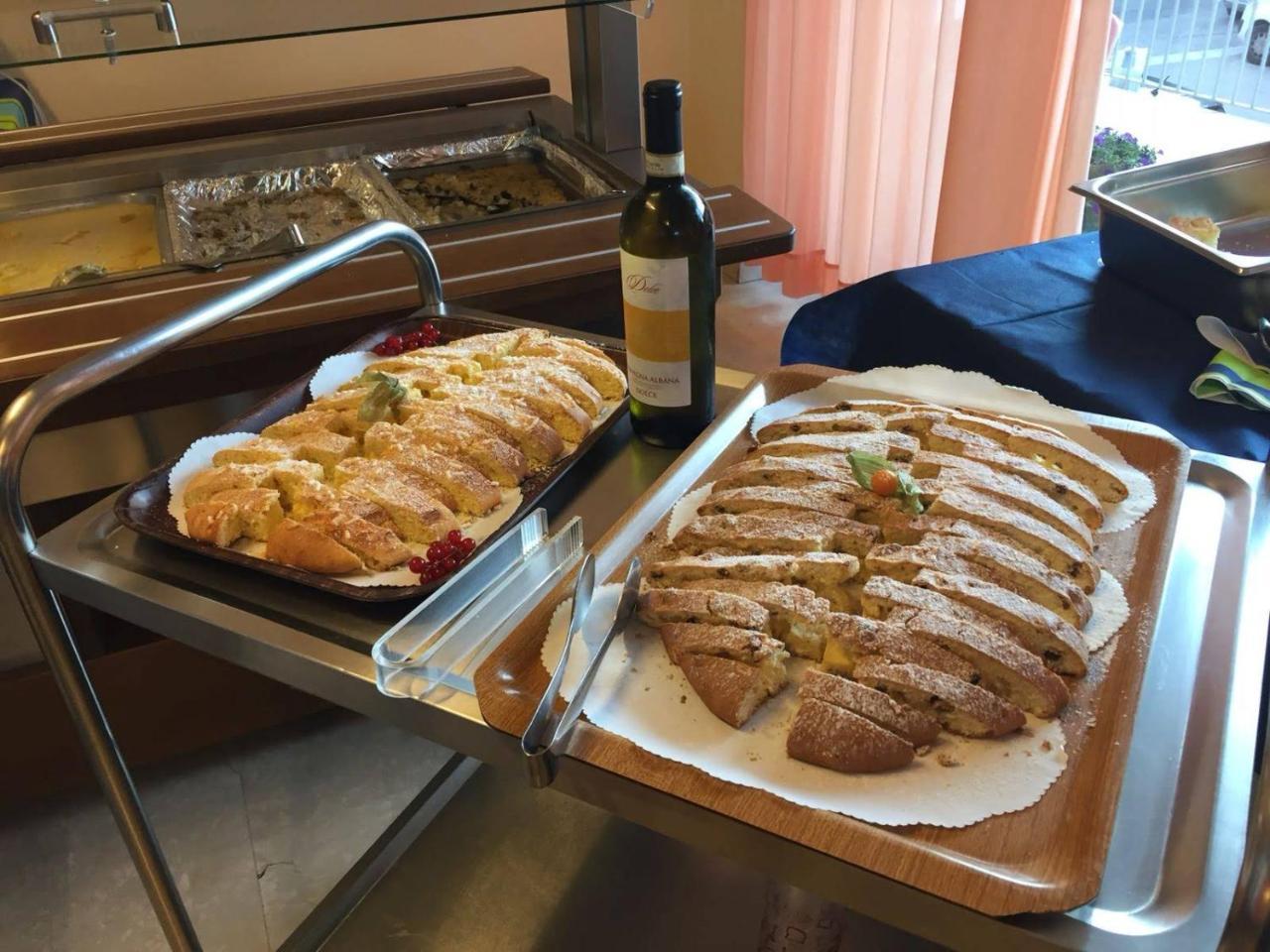 Hotel Alfa Anche In All Inclusive Rimini Bagian luar foto