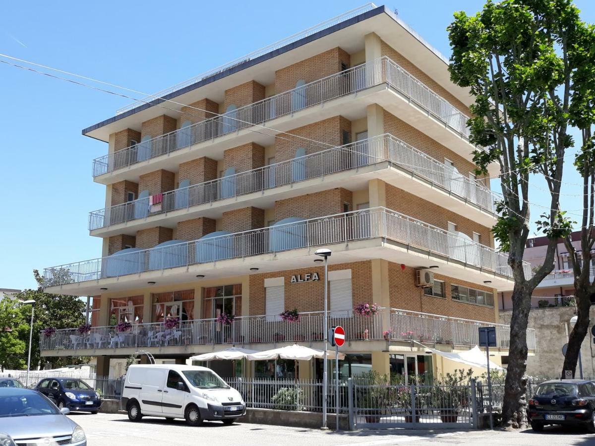 Hotel Alfa Anche In All Inclusive Rimini Bagian luar foto
